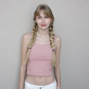 American eagle picnic pattern tank top!🍒